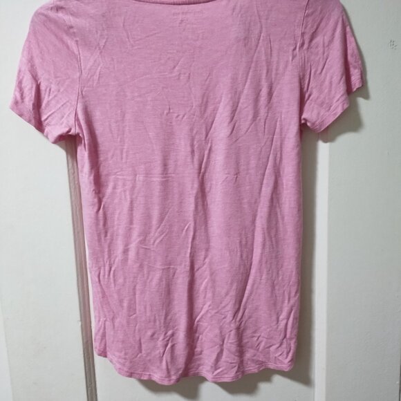 pink short-sleeve Joe Fresh t-shirt - Picture 3 of 3